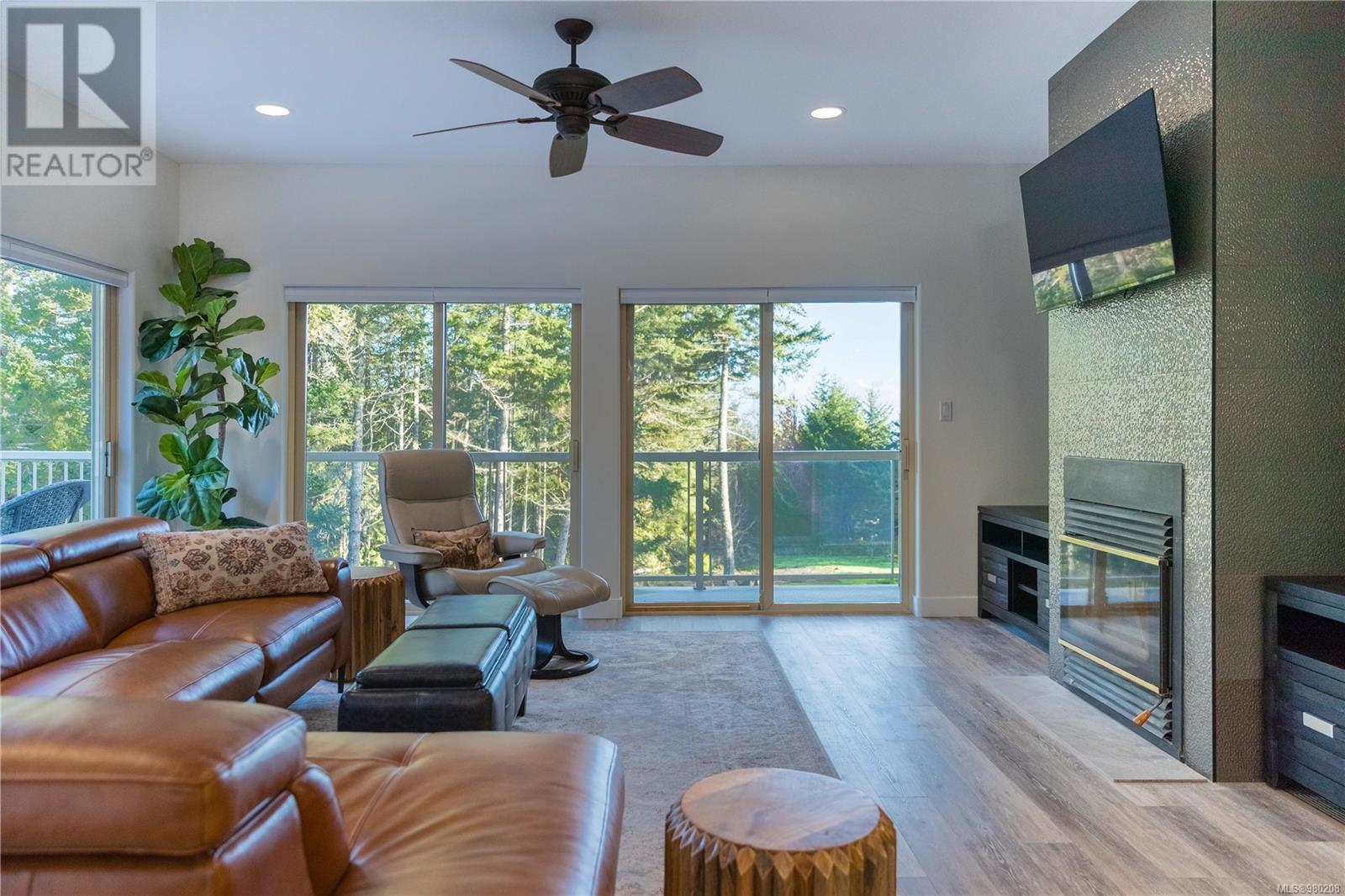740 Windover Terr, Metchosin