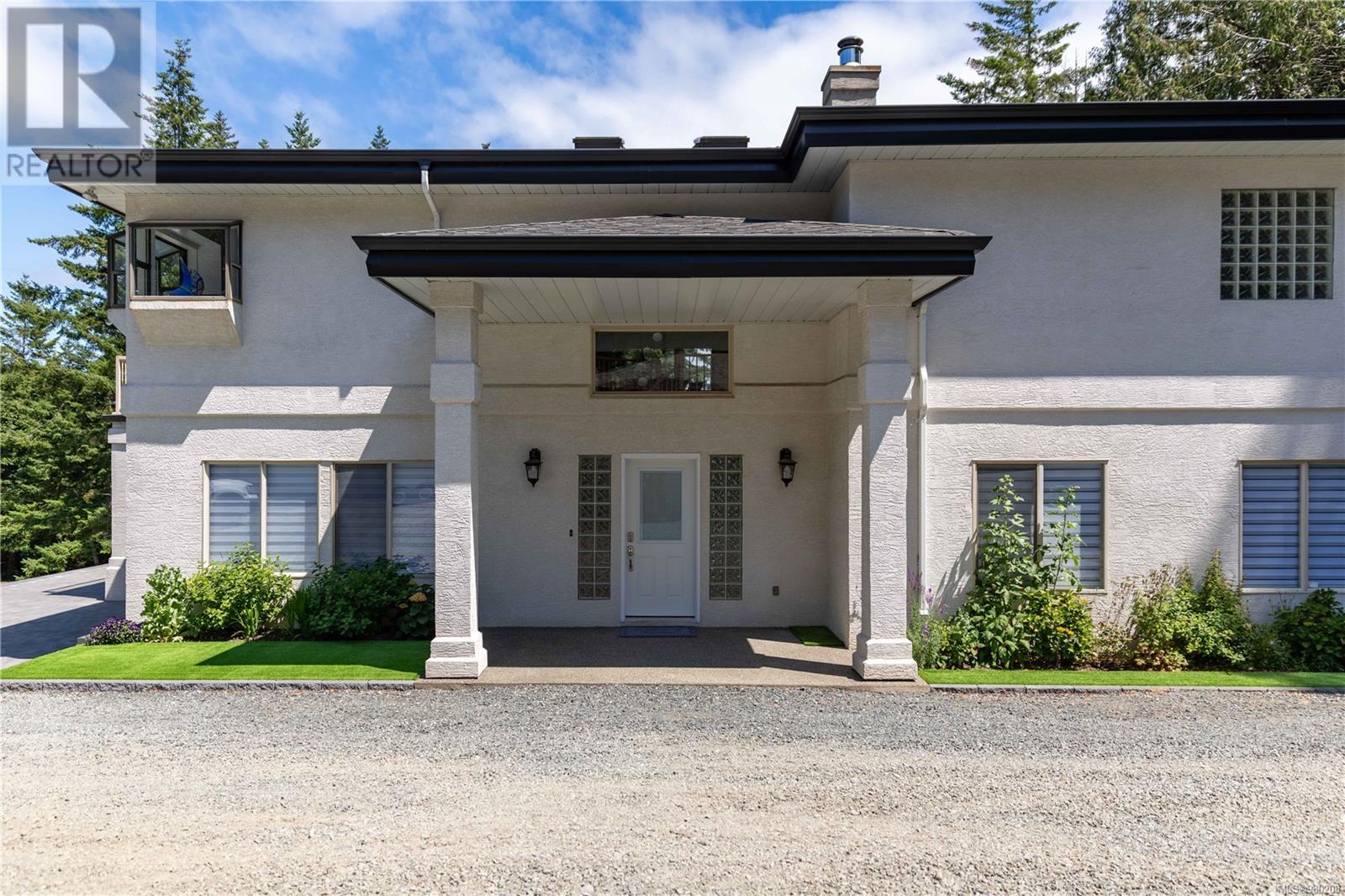 740 Windover Terr, Metchosin