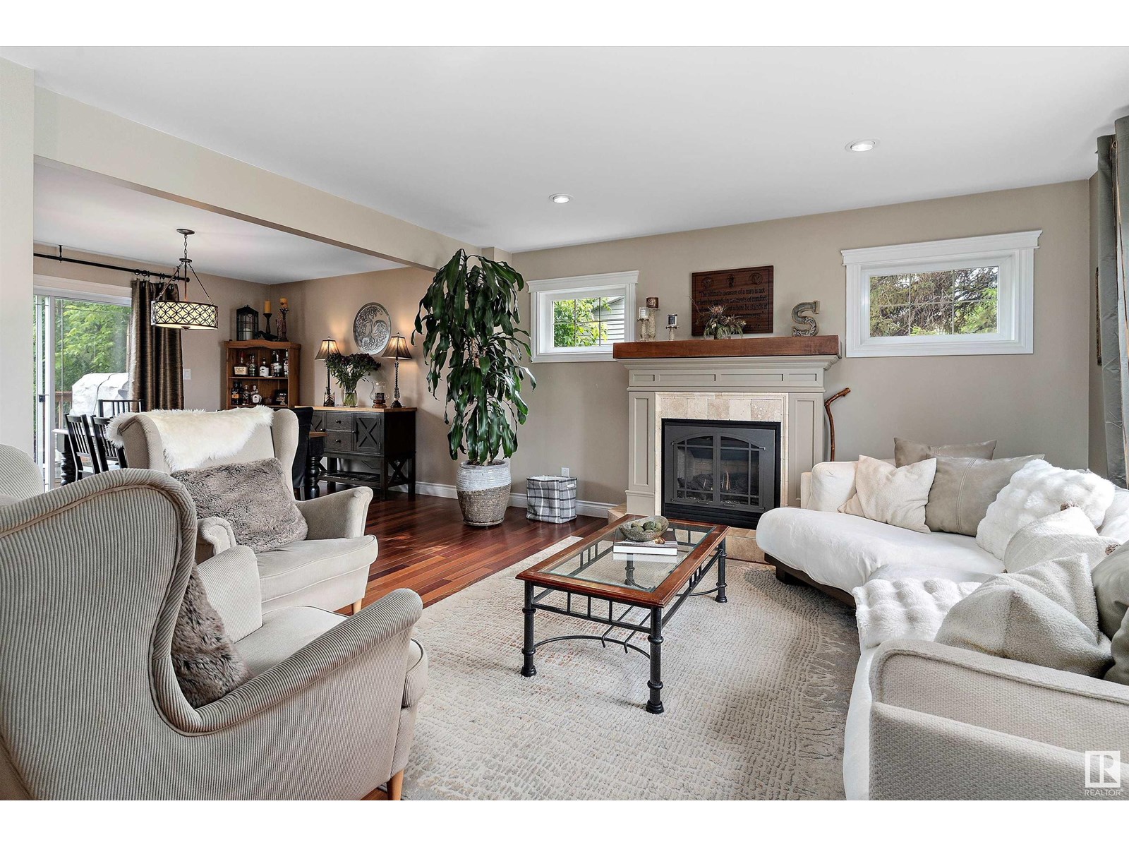 Photo 5 of 10765 65 St Nw, Edmonton AB