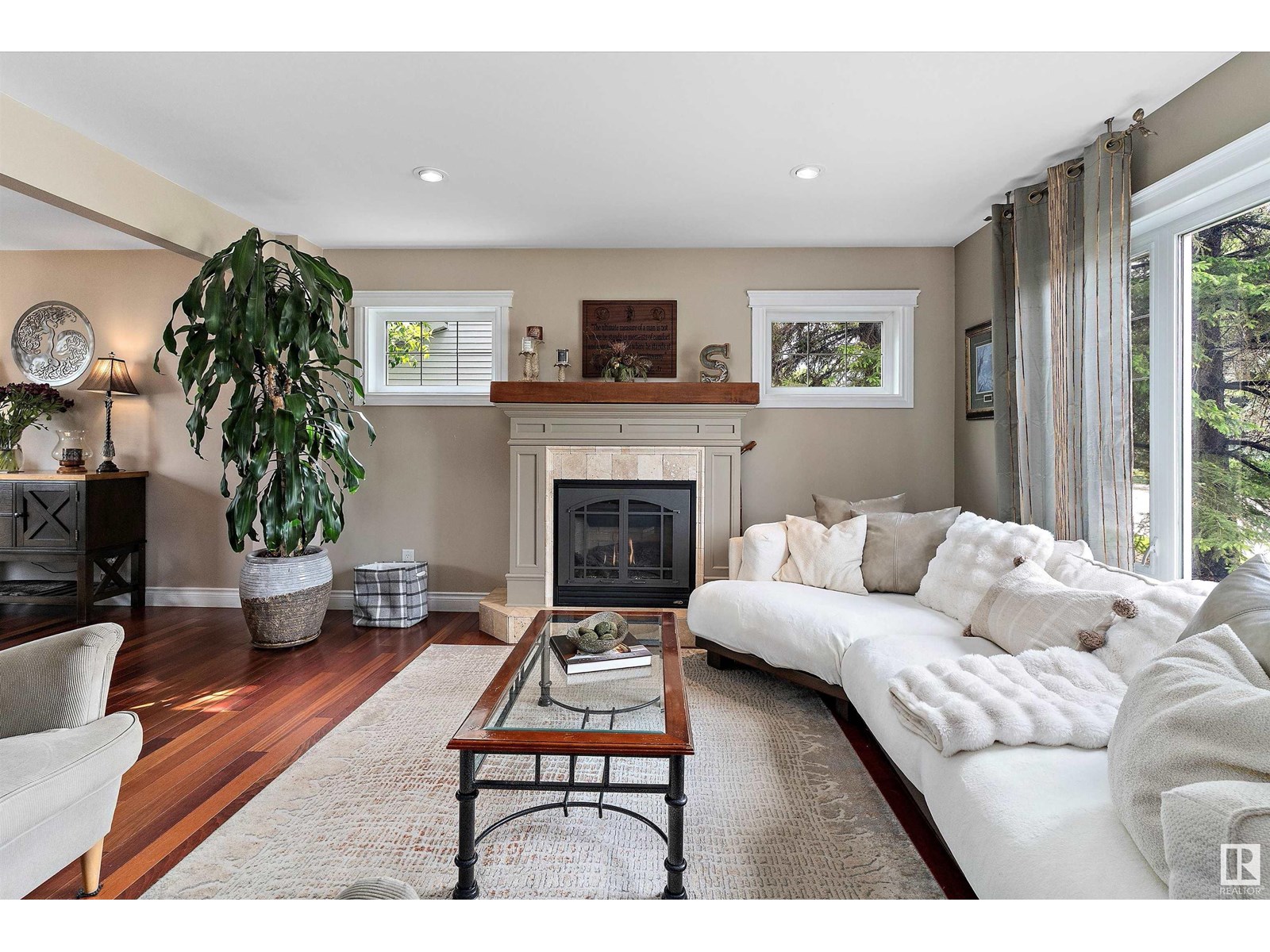 Photo 6 of 10765 65 St Nw, Edmonton AB