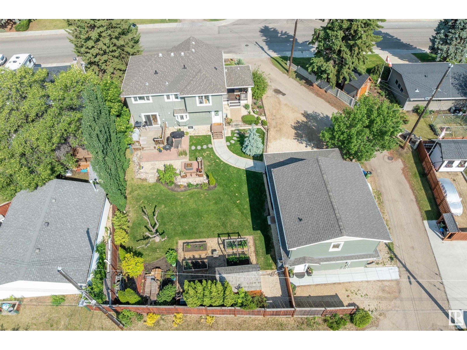 Photo 55 of 10765 65 St Nw, Edmonton AB