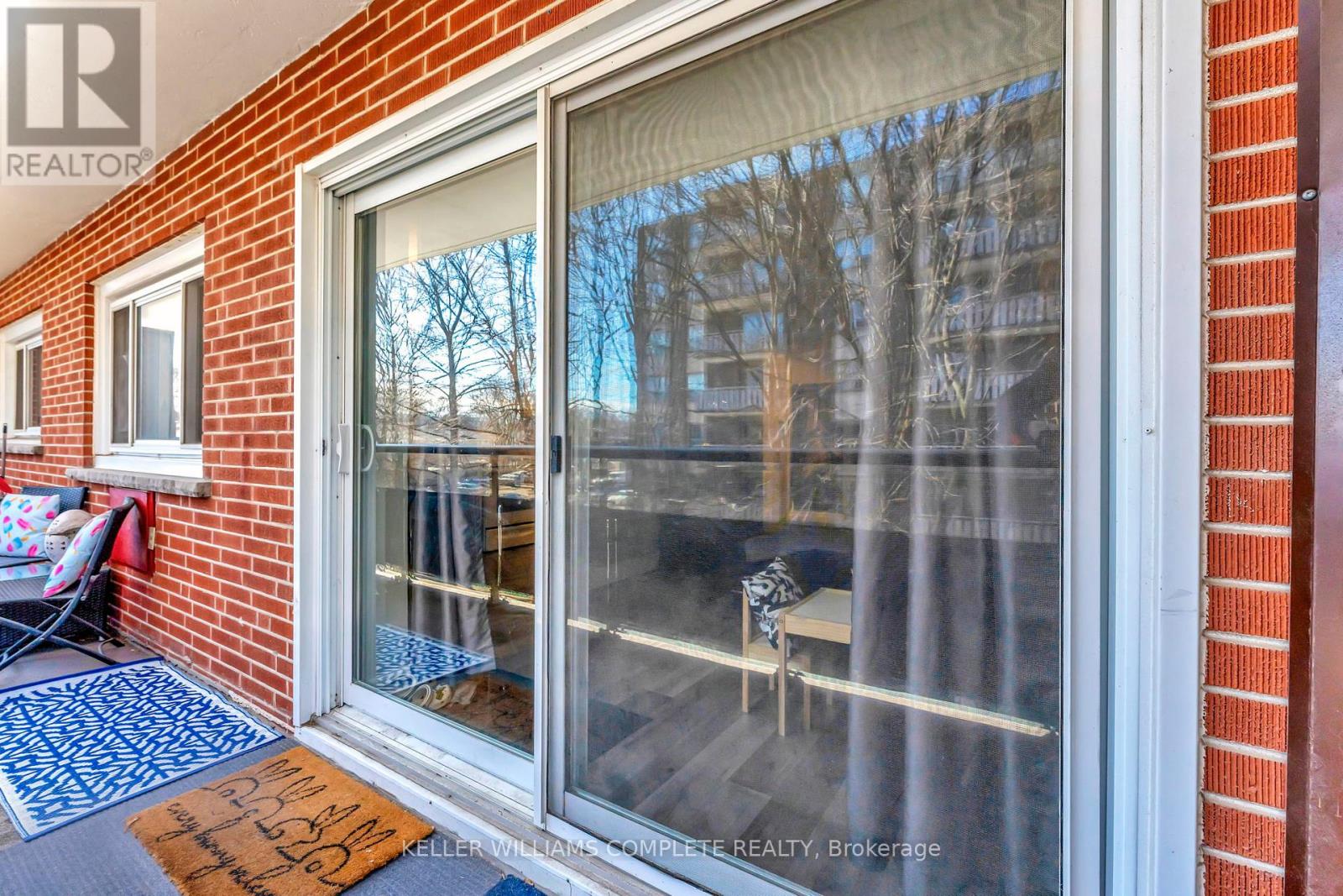 Photo 15 of 307 11 Woodman Drive S, Hamilton ON