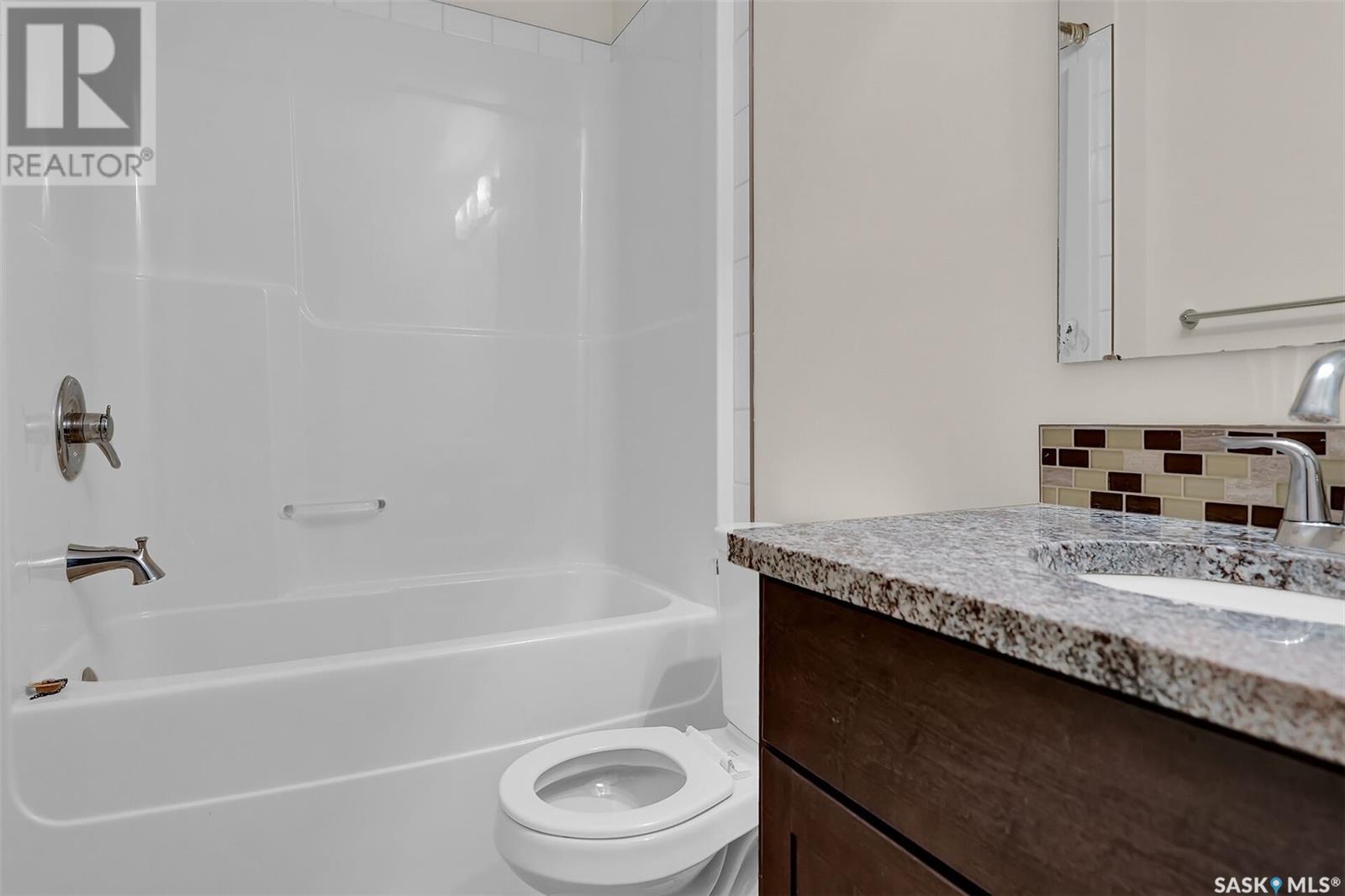 Photo 36 of 4830 Green Apple Drive, Regina SK