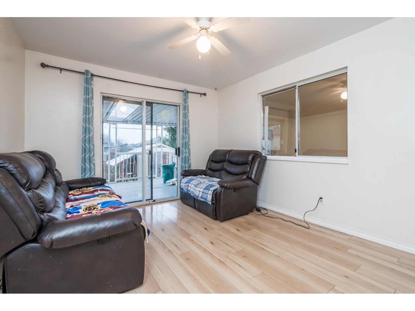 Photo 7 of 14116 88 Avenue, Surrey BC