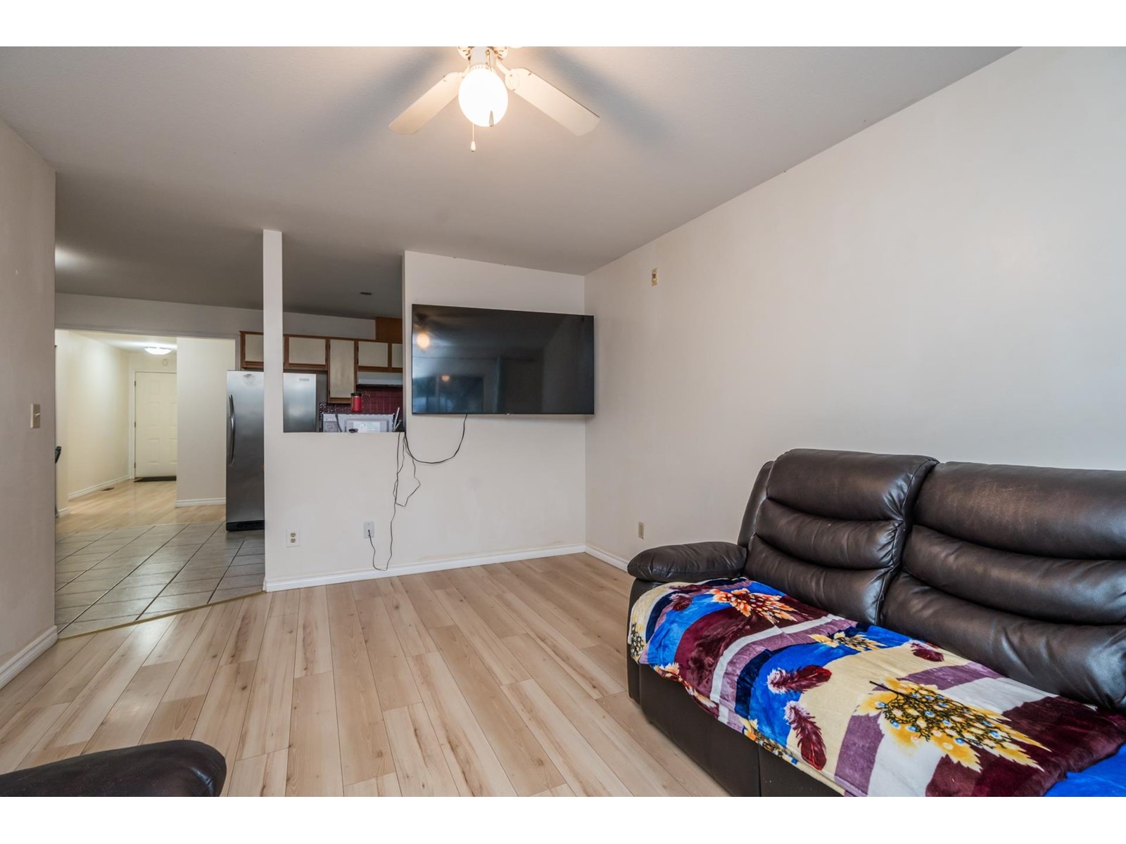 Photo 9 of 14116 88 Avenue, Surrey BC