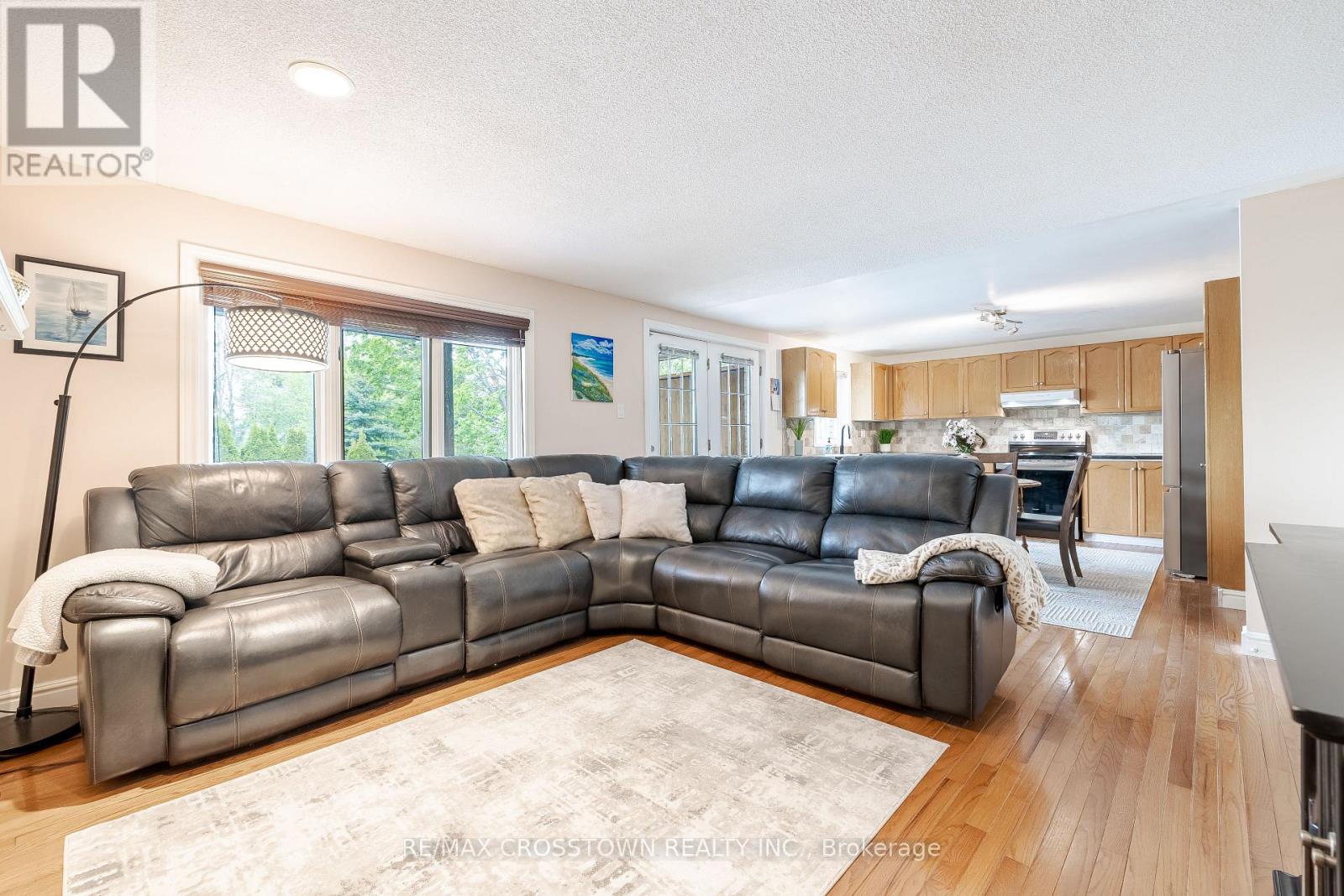 Single Family House for Sale in  NUGENT COURT Barrie (Northwest) 