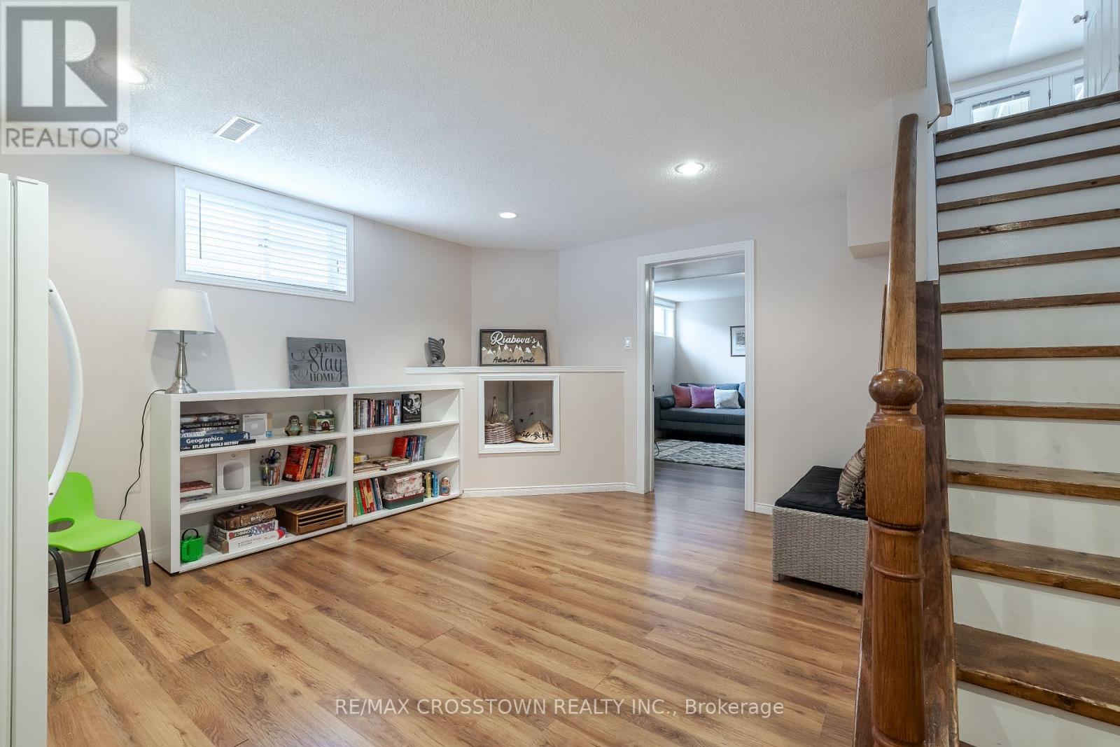 Single Family House for Sale in  NUGENT COURT Barrie (Northwest) 
