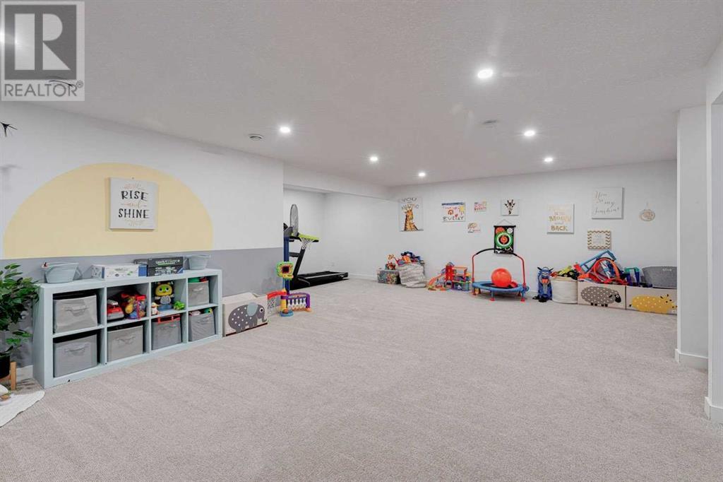 Single Family House for Sale in  Nolan Hill Boulevard NW Nolan Hill Calgary 