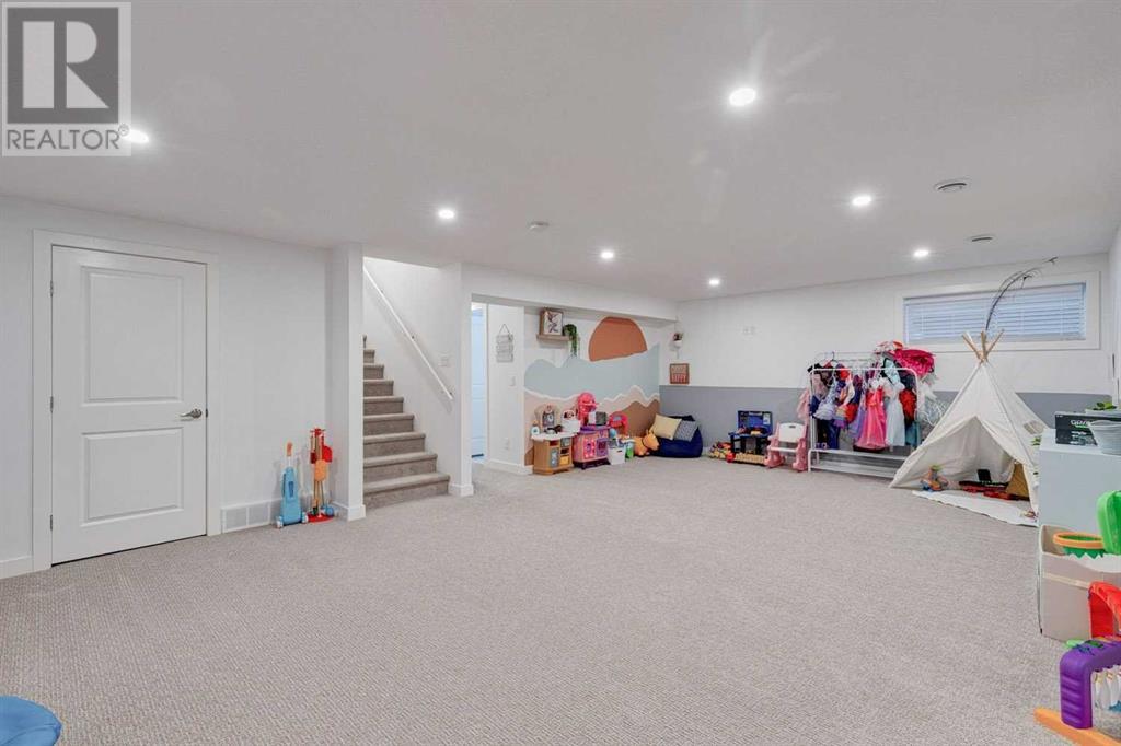Single Family House for Sale in  Nolan Hill Boulevard NW Nolan Hill Calgary 