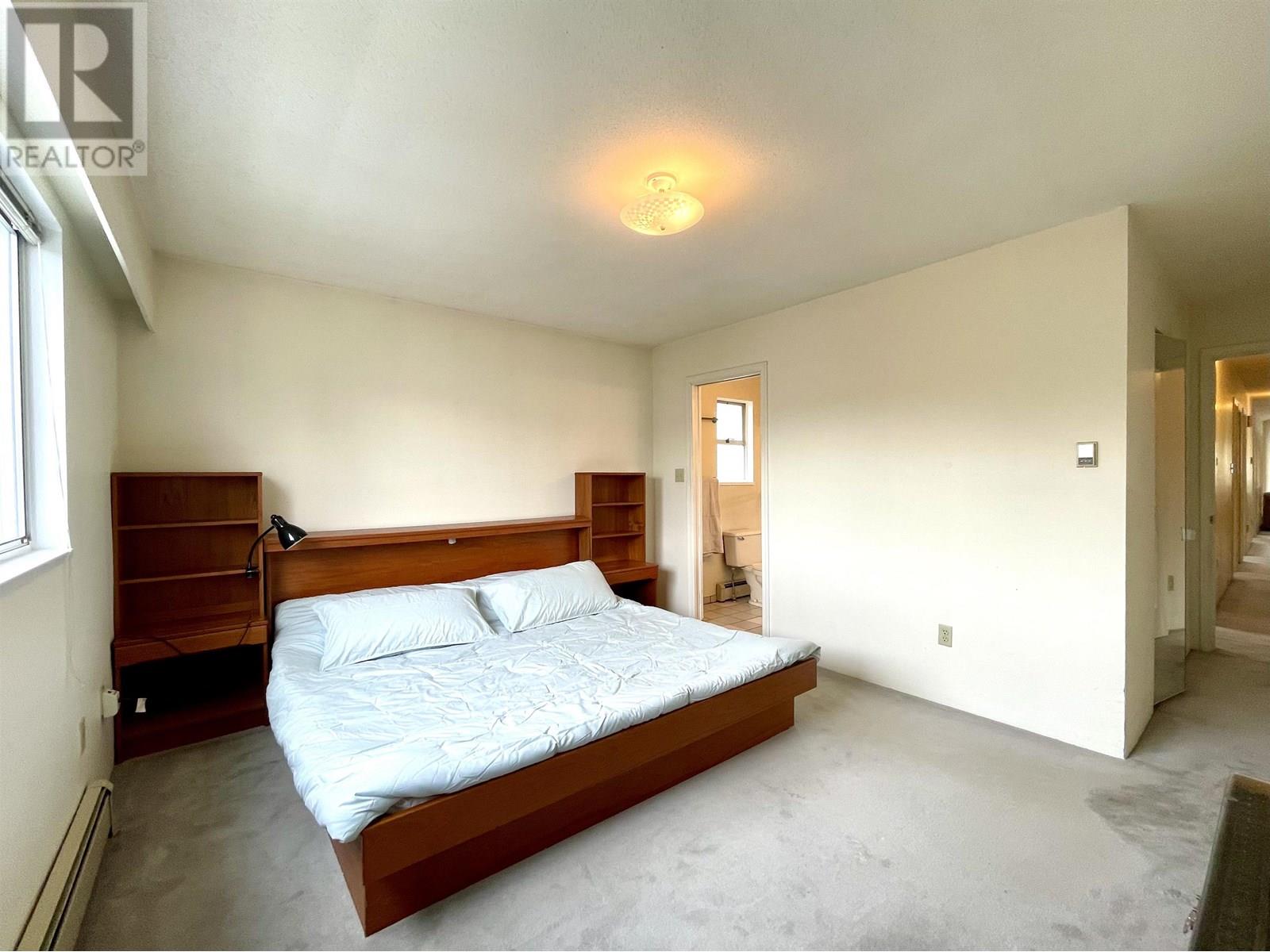 Photo 20 of 937 W 18th Avenue, Vancouver BC