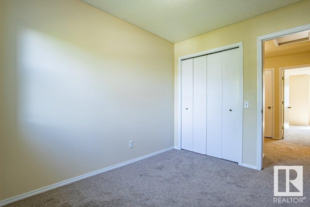Photo 24 of 41 8304 11 Av Sw, Edmonton AB