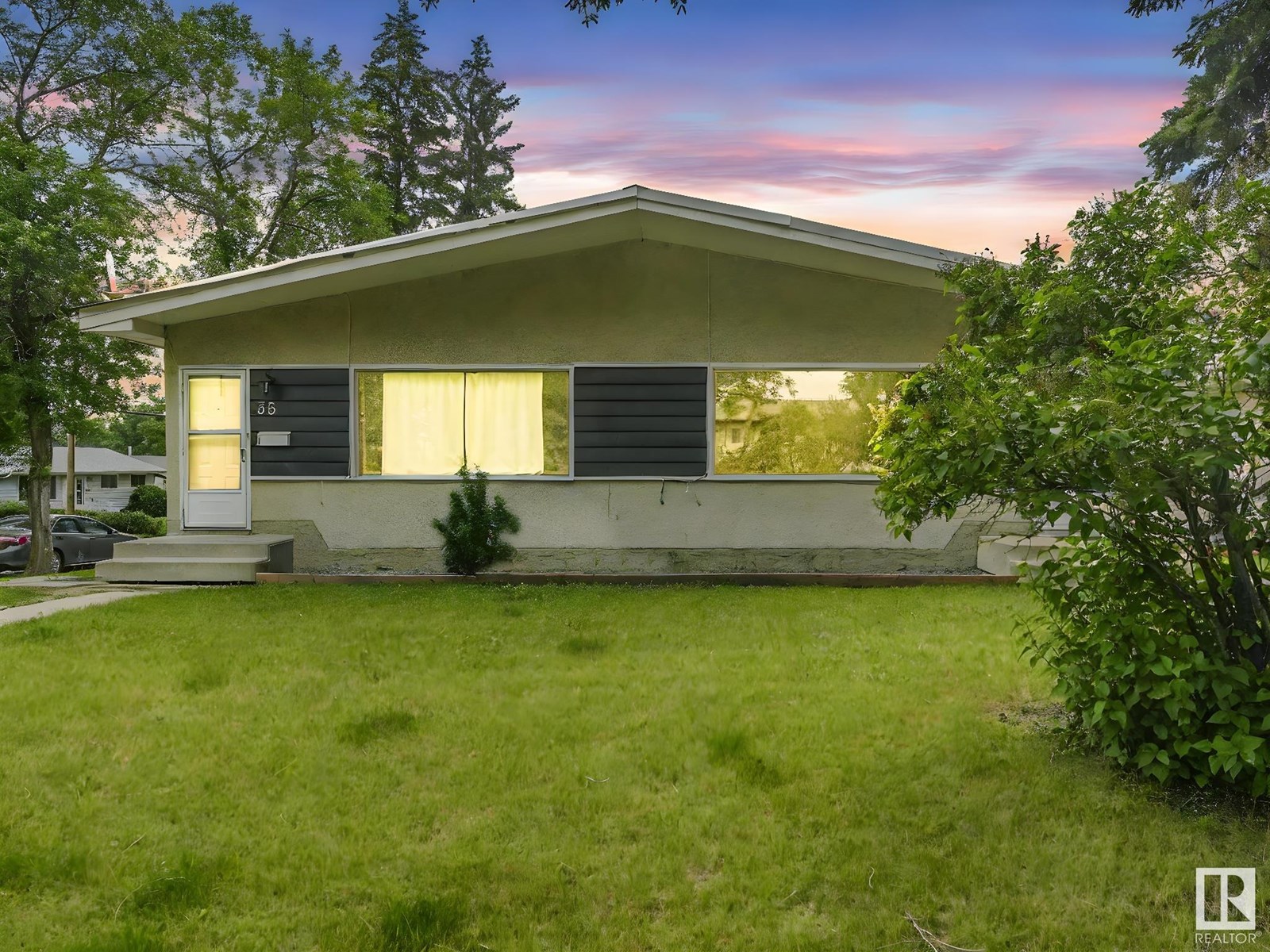 Photo 39 of 35 Grand Dr, Camrose AB
