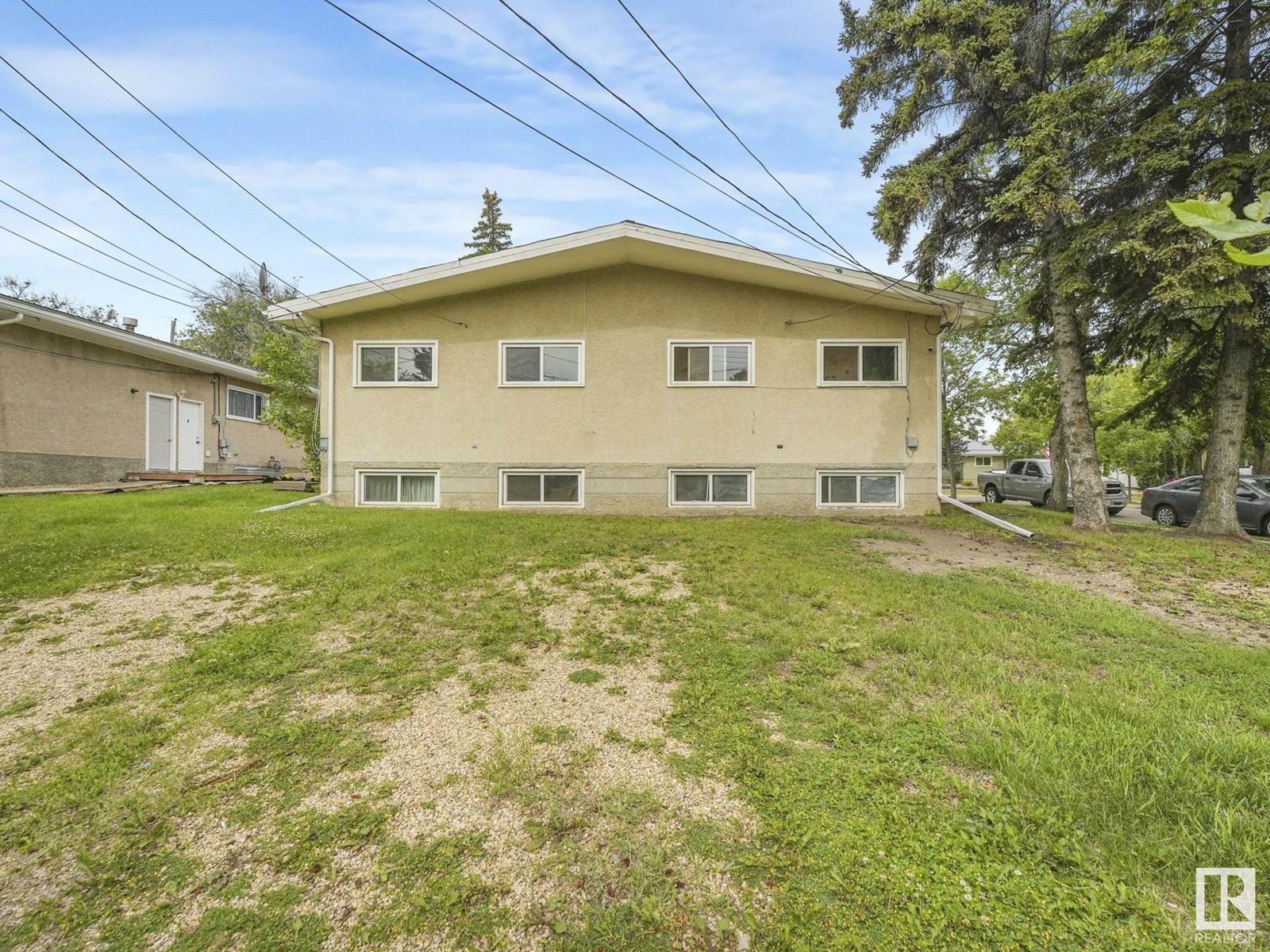 Photo 47 of 35 Grand Dr, Camrose AB