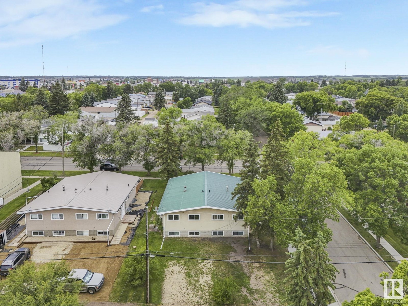 Photo 58 of 35 Grand Dr, Camrose AB