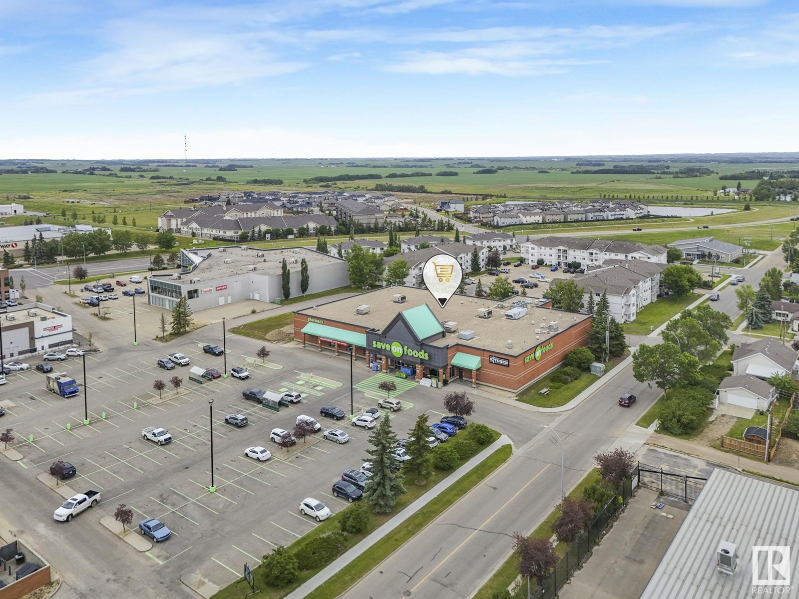 Photo 62 of 35 Grand Dr, Camrose AB