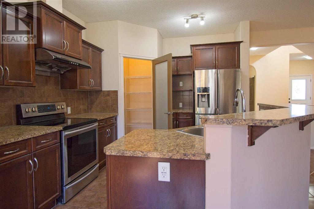 Single Family House for Sale in  Bridlerange Place SW Bridlewood Calgary 