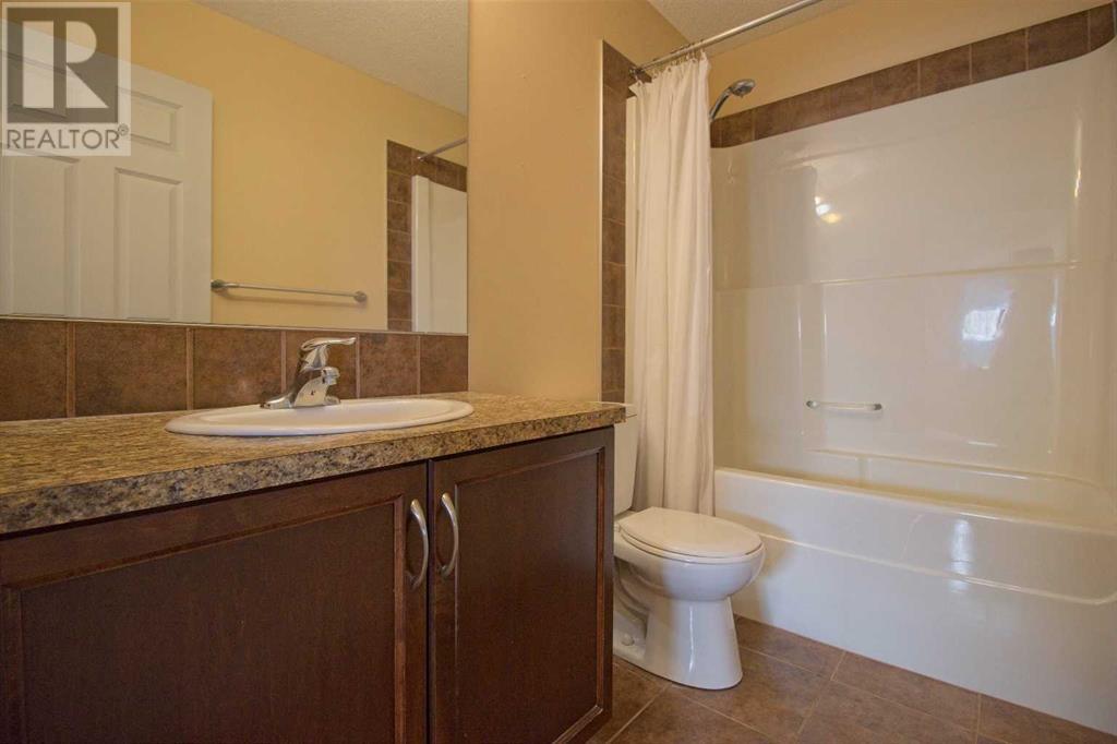 Single Family House for Sale in  Bridlerange Place SW Bridlewood Calgary 