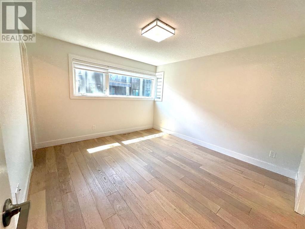 Photo 15 of 607 609 611 613 3 Avenue Ne, Calgary AB