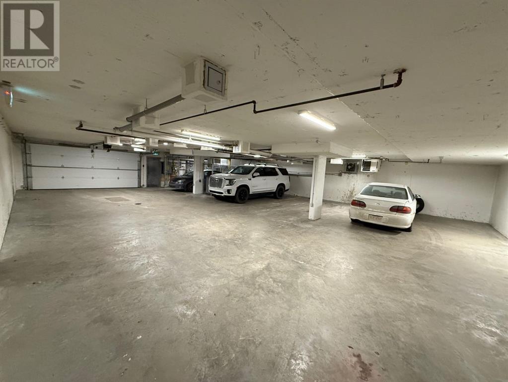 Photo 3 of 607 609 611 613 3 Avenue Ne, Calgary AB