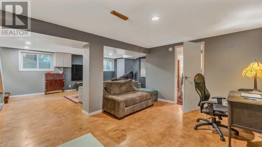 Single Family House Bungalow for Sale in   Avenue SW Wildwood Calgary 