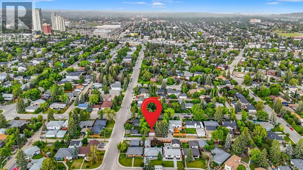 Single Family House Bungalow for Sale in   Avenue SW Wildwood Calgary 