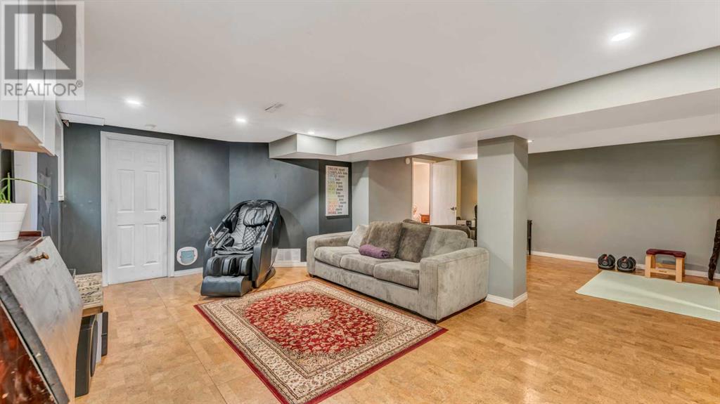 Single Family House Bungalow for Sale in   Avenue SW Wildwood Calgary 