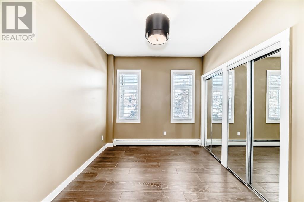 Single Family House for Sale in    Avenue SW Shaganappi Calgary 