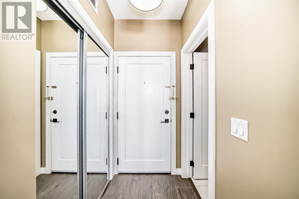 Single Family House for Sale in    Avenue SW Shaganappi Calgary 