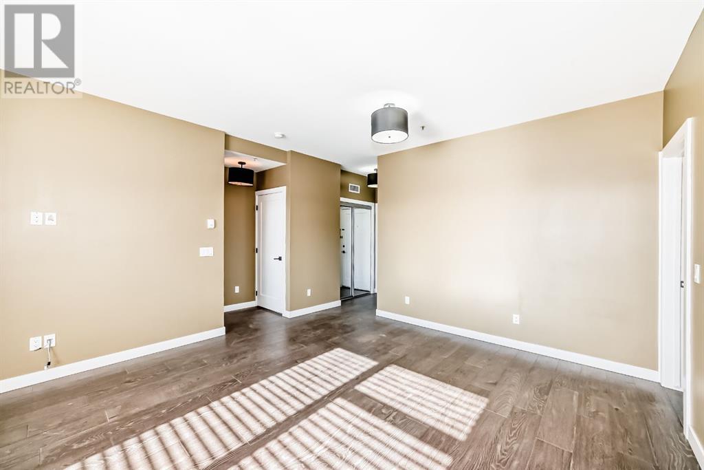 Single Family House for Sale in    Avenue SW Shaganappi Calgary 