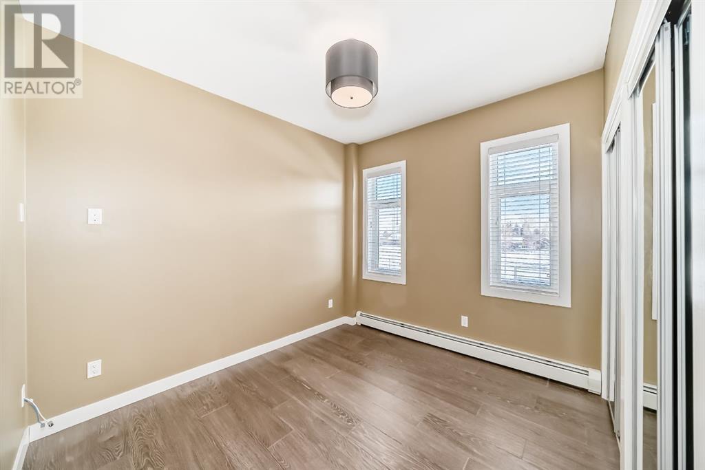 Single Family House for Sale in    Avenue SW Shaganappi Calgary 