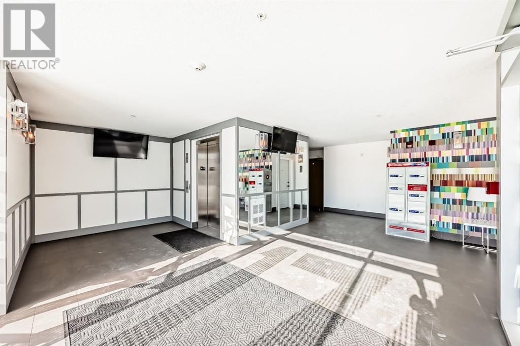 Single Family House for Sale in    Avenue SW Shaganappi Calgary 