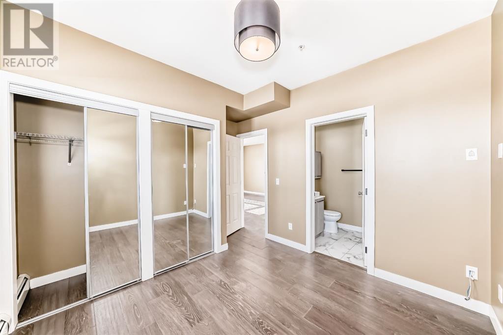 Single Family House for Sale in    Avenue SW Shaganappi Calgary 