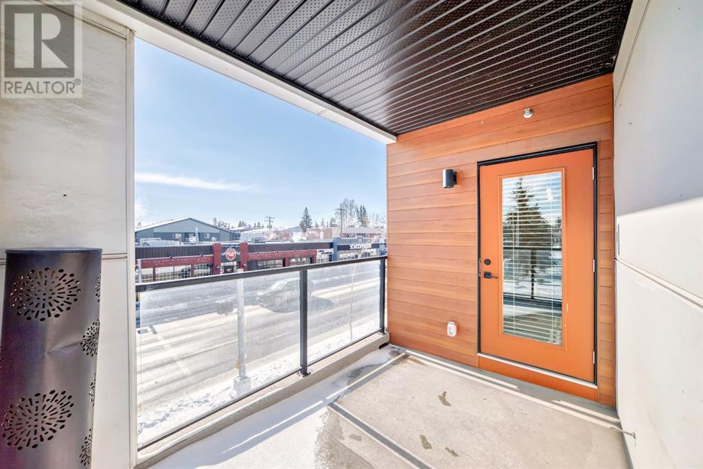 Single Family House for Sale in    Avenue SW Shaganappi Calgary 