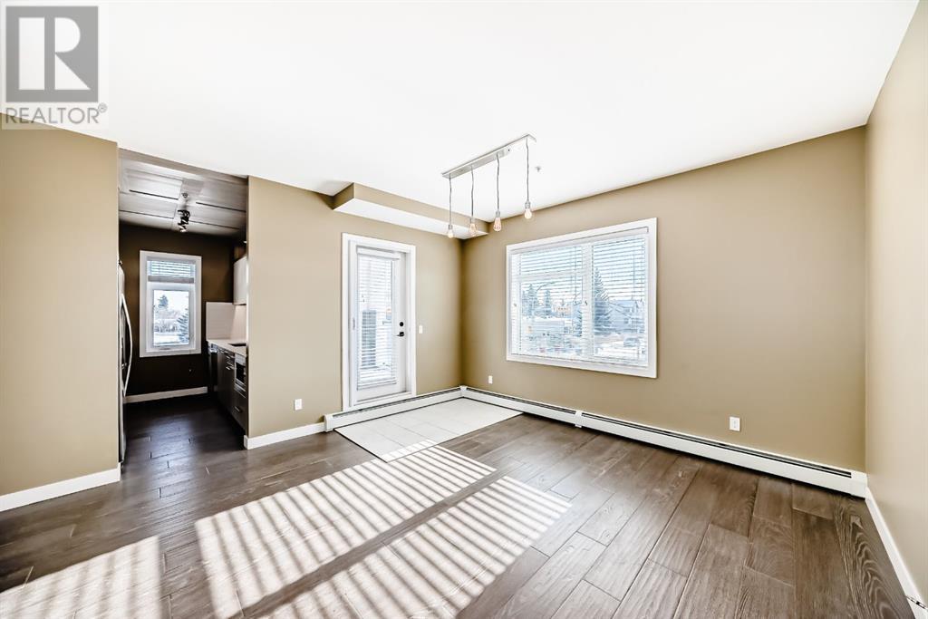 Single Family House for Sale in    Avenue SW Shaganappi Calgary 