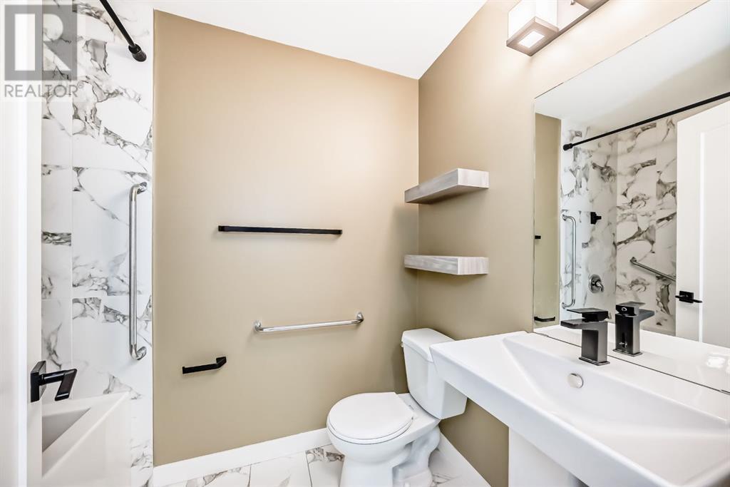 Single Family House for Sale in    Avenue SW Shaganappi Calgary 