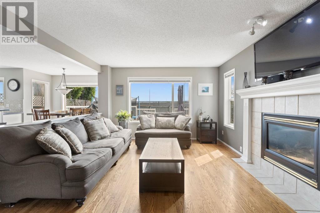 Single Family House for Sale in  Somerglen Close SW Somerset Calgary 