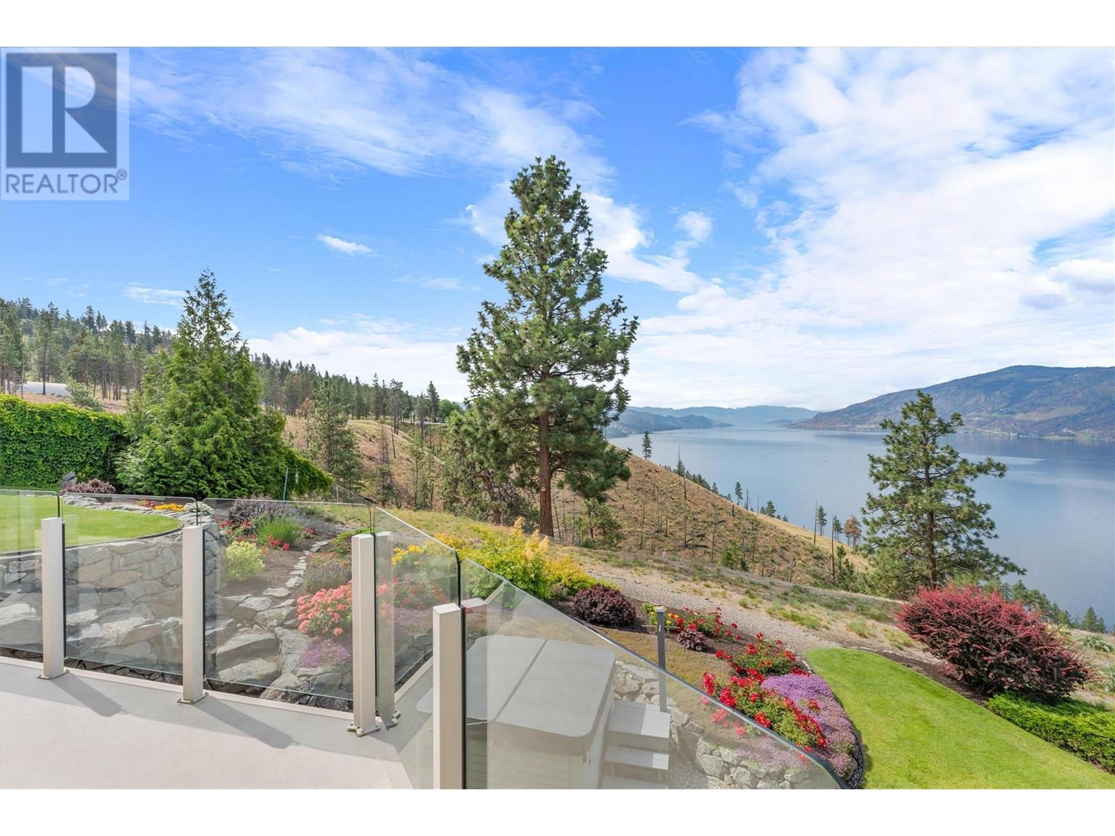 10726 Nighthawk Road Unit# 30, Lake Country