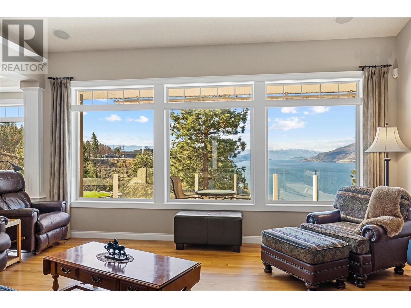 10726 Nighthawk Road Unit# 30, Lake Country