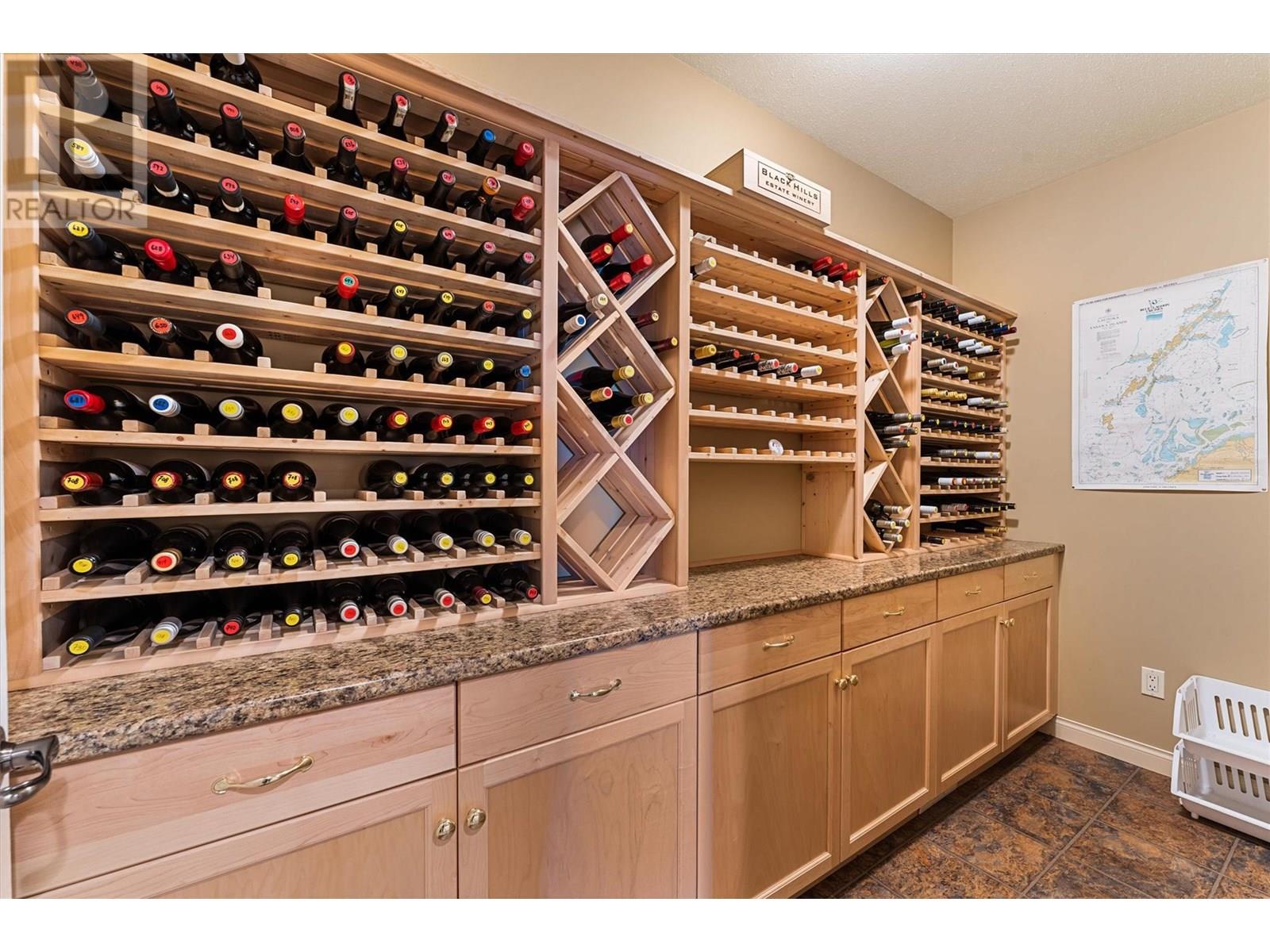 10726 Nighthawk Road Unit# 30, Lake Country