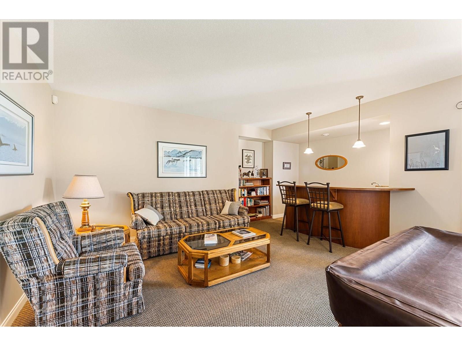 10726 Nighthawk Road Unit# 30, Lake Country