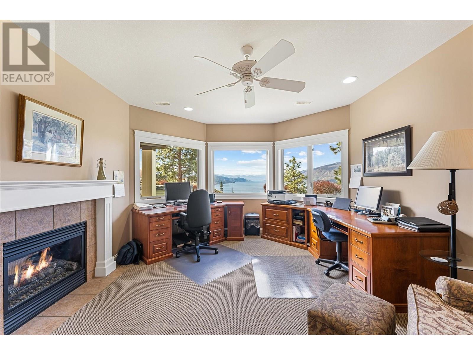 10726 Nighthawk Road Unit# 30, Lake Country