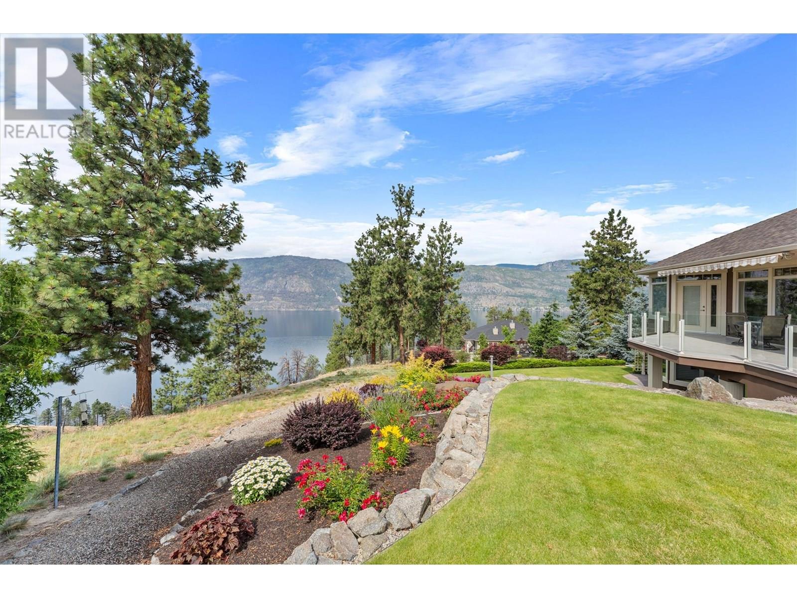 10726 Nighthawk Road Unit# 30, Lake Country