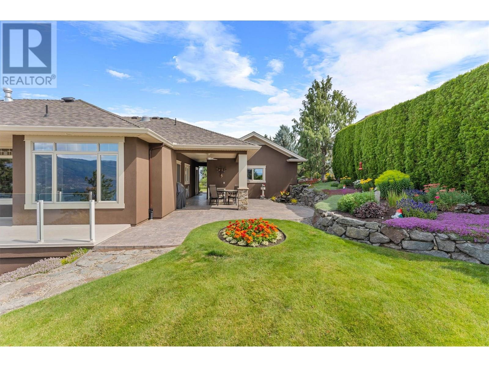 10726 Nighthawk Road Unit# 30, Lake Country