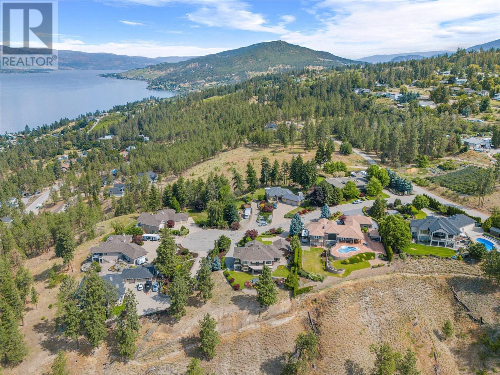 10726 Nighthawk Road Unit# 30, Lake Country