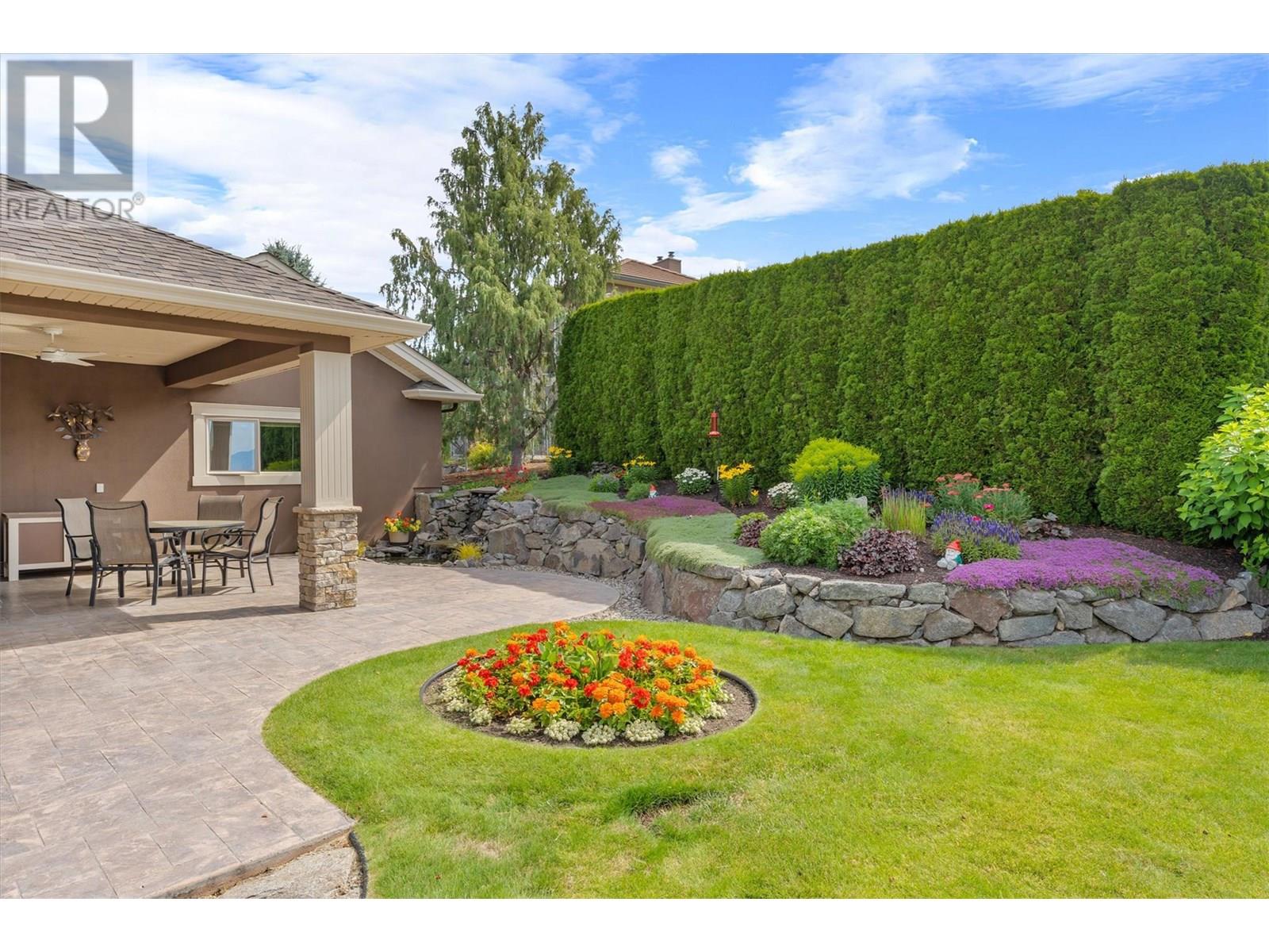 10726 Nighthawk Road Unit# 30, Lake Country