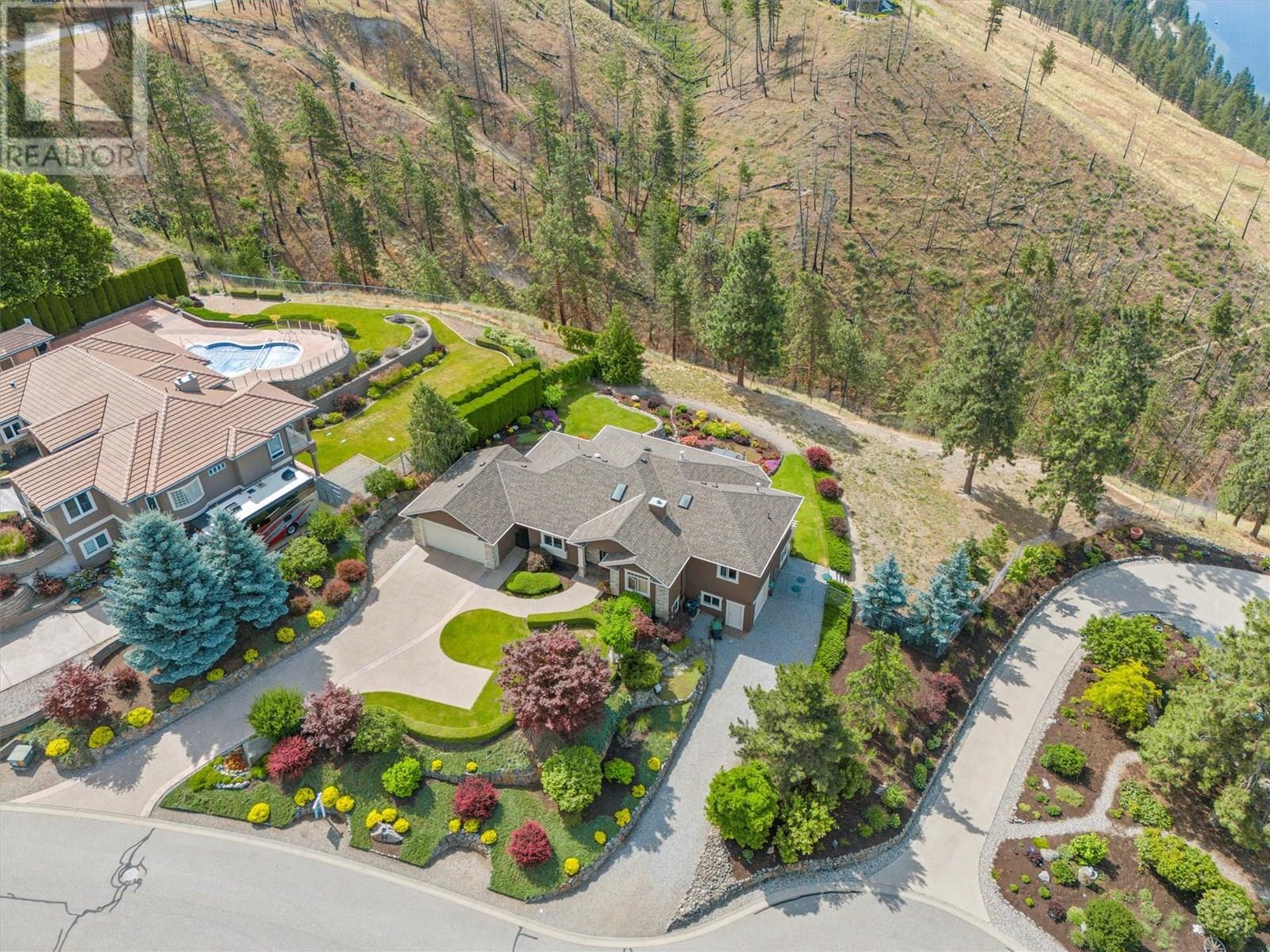 10726 Nighthawk Road Unit# 30, Lake Country