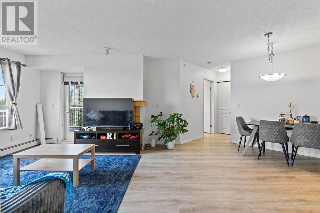 Single Family House for Sale in   Richard Place SW Lincoln Park Calgary 