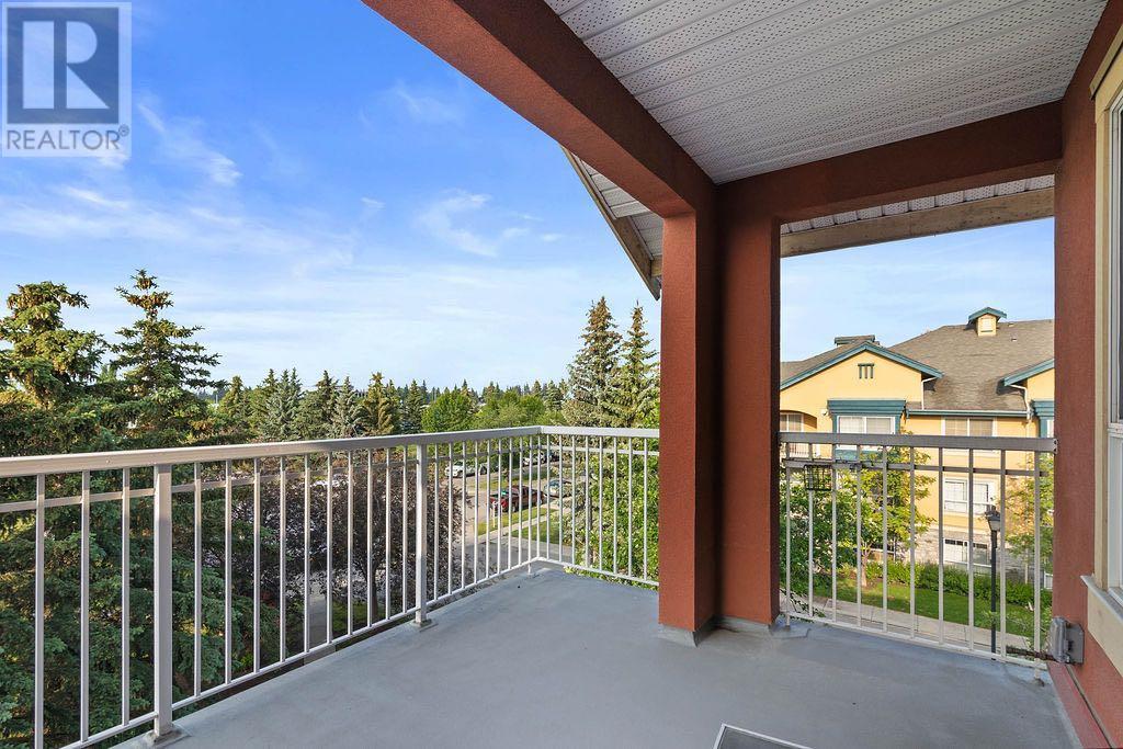 Single Family House for Sale in   Richard Place SW Lincoln Park Calgary 