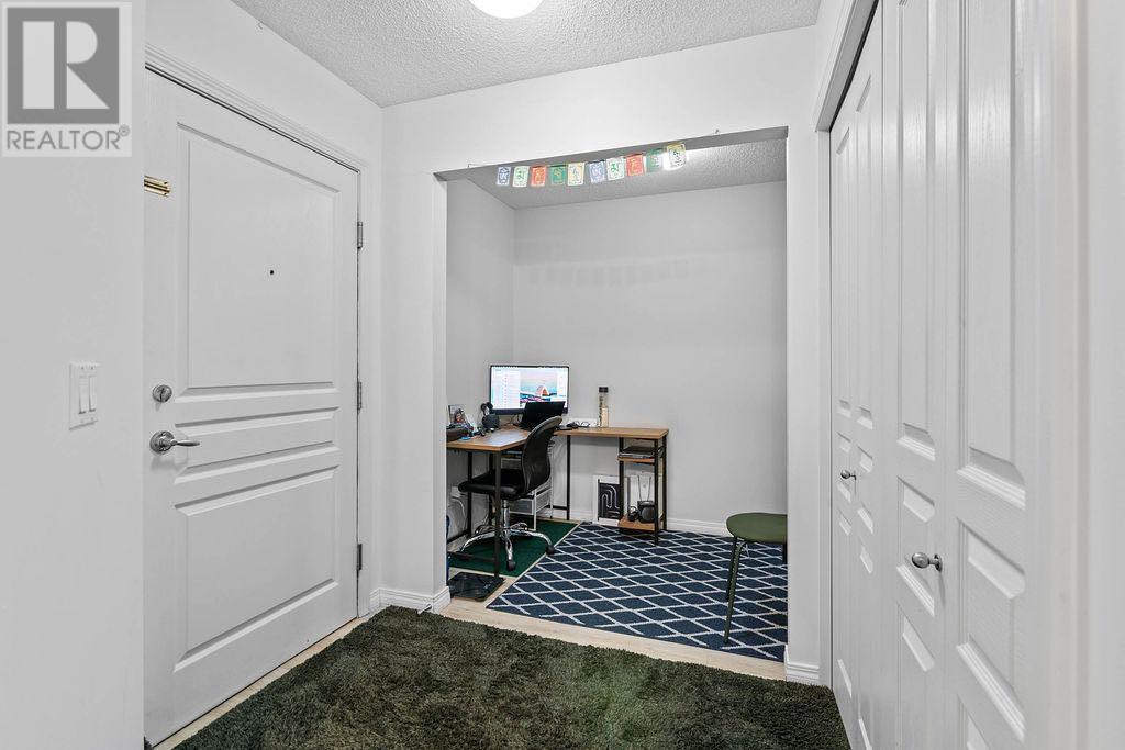 Single Family House for Sale in   Richard Place SW Lincoln Park Calgary 