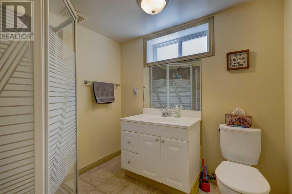 Single Family House 4 Level for Sale in  Wildwood Drive SW Wildwood Calgary 